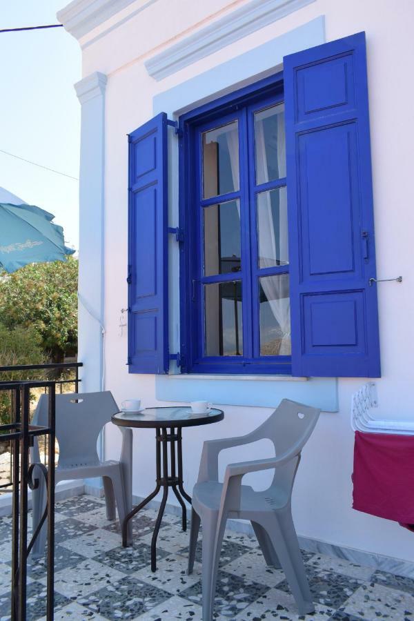 Occasus Room Chalki Town Luaran gambar